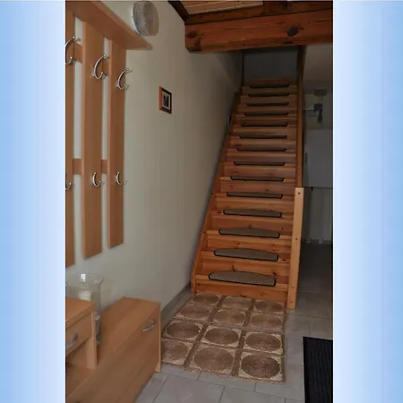 Mellenthin, Fewo2 Achterland 4p - Kleinbauernhof Farm stay